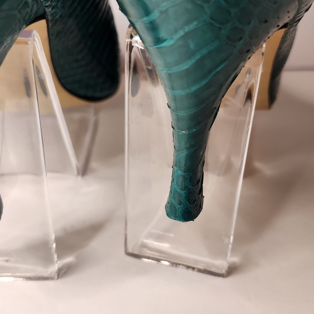 SALE! J.Renee Teal Snakeskin Heels - Picture 11 of 16